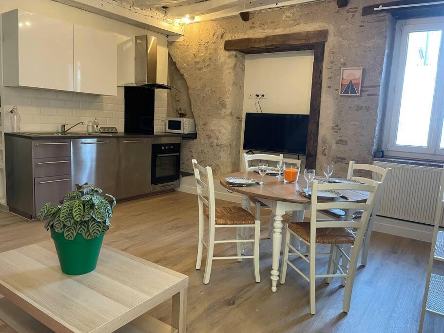 Gite Le Baulois, Maisonnette Calme Et Confort En Vallee De Loire Baule Exterior foto
